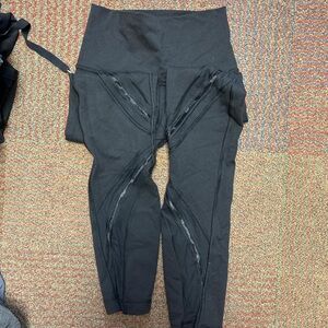 Black Lululemon Leggings Size 2